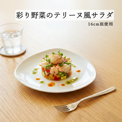 トライアングル 皿 ホワイト